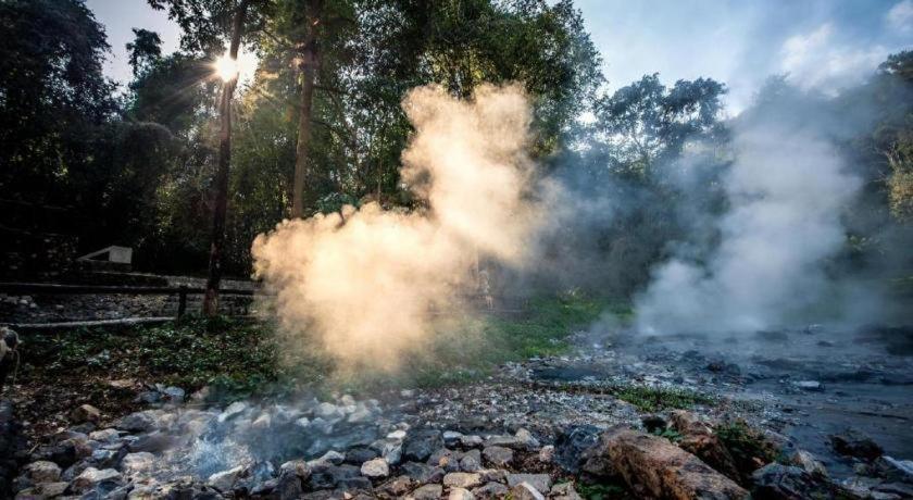 Him Naam Pai Resort Екстер'єр фото